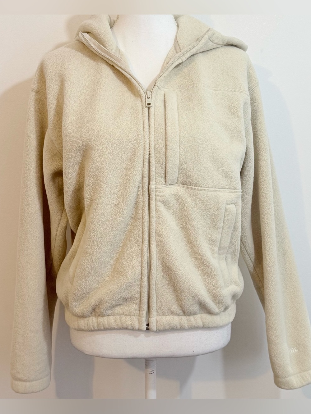 Aritzia Tna Sno Polar Oversized Fleece Zip Hoodie Cream Size 1 (Small)